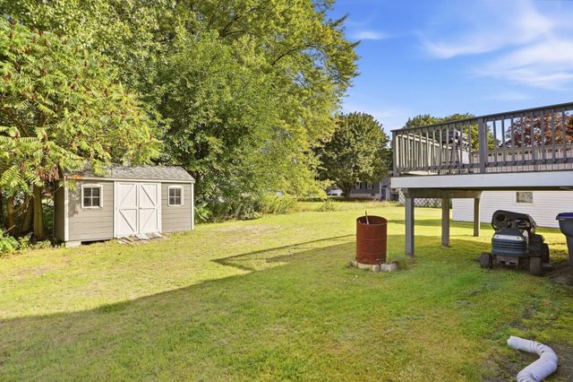 11 Russell St, Methuen, MA 01844