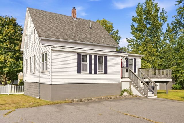 11 Russell St, Methuen, MA 01844