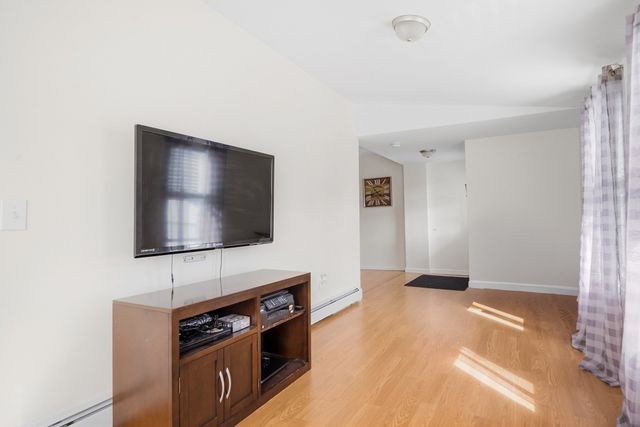 11 Russell St, Methuen, MA 01844