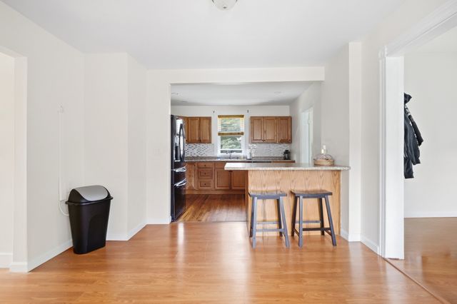 11 Russell St, Methuen, MA 01844