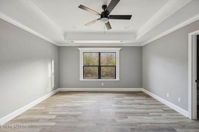 370 Flora Drive, Lenoir City, TN 37771