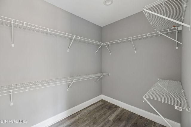 370 Flora Drive, Lenoir City, TN 37771