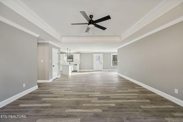 370 Flora Drive, Lenoir City, TN 37771