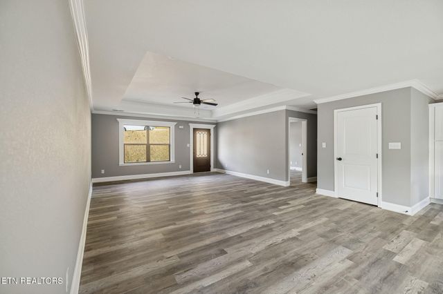 370 Flora Drive, Lenoir City, TN 37771