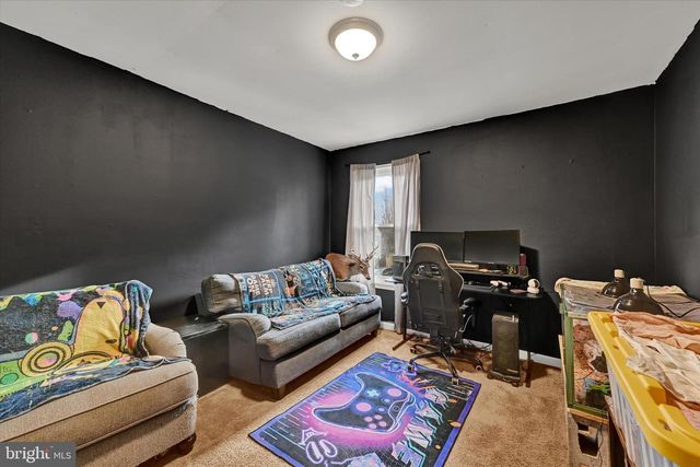 1411 CHARLESTOWN DR, Edgewood, MD 21040