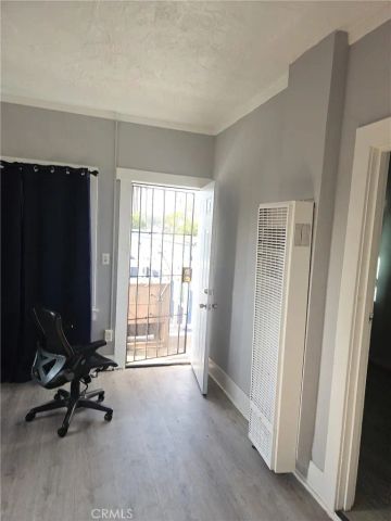 918 Maine, Long Beach, CA 90813