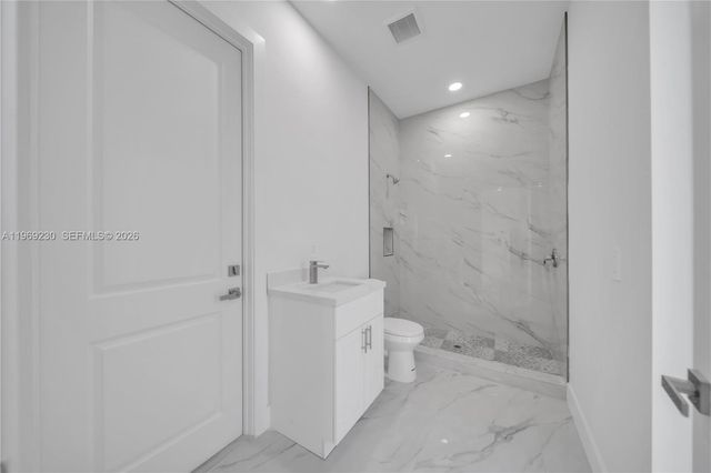 2910 67 ST, Lehigh Acres, FL 33971