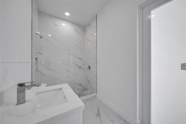 2910 67 ST, Lehigh Acres, FL 33971