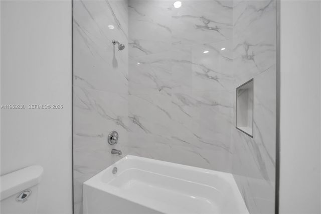 2910 67 ST, Lehigh Acres, FL 33971