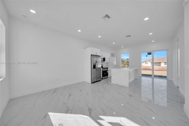 2910 67 ST, Lehigh Acres, FL 33971