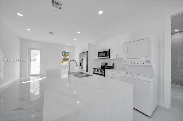 2910 67 ST, Lehigh Acres, FL 33971