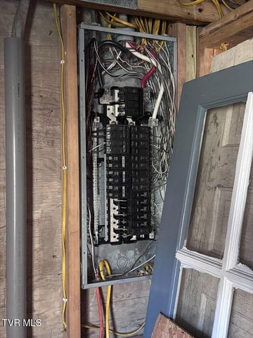 232 Konnarock Road, Troutdale, VA 24378