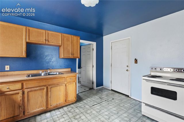 225 W Eaton Avenue, Cripple Creek, CO 80813