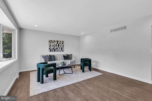 6 BAREND ST, Millville, NJ 08332