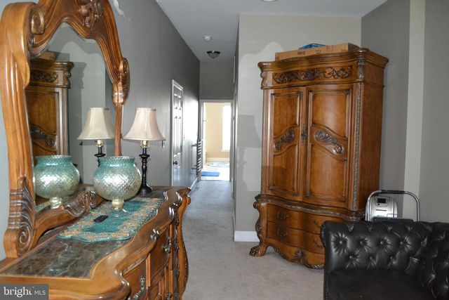 1410 N BOND ST, Baltimore, MD 21213