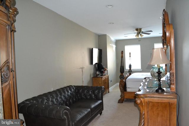 1410 N BOND ST, Baltimore, MD 21213