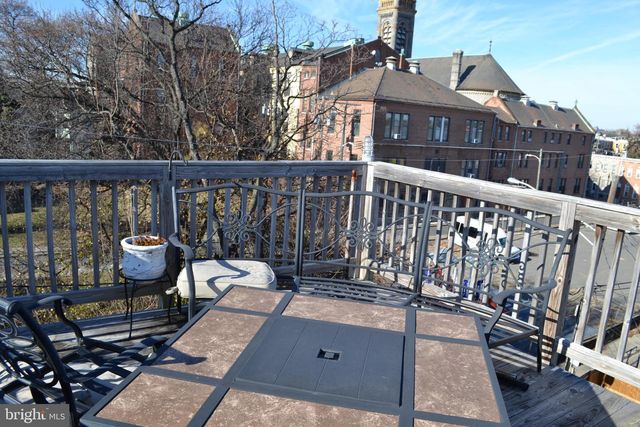 1410 N BOND ST, Baltimore, MD 21213