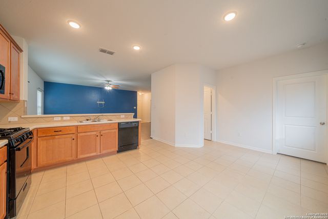 347 E Hunters Rnch, San Antonio, TX 78253