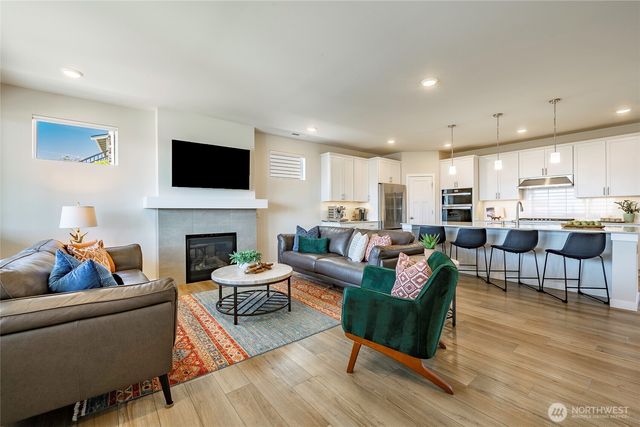 5436 Lonicera Drive, Blaine, WA 98230