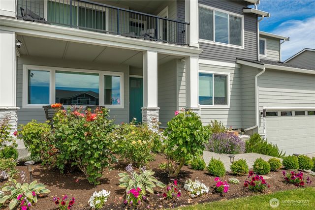 5436 Lonicera Drive, Blaine, WA 98230