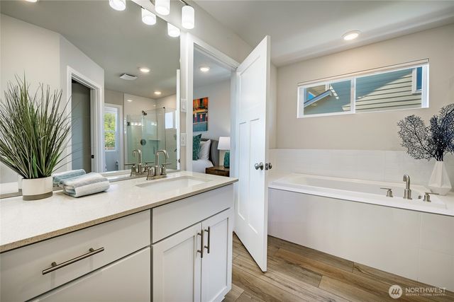 5436 Lonicera Drive, Blaine, WA 98230