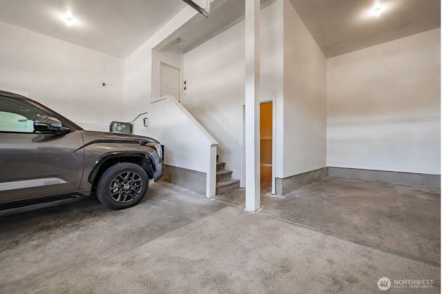 5436 Lonicera Drive, Blaine, WA 98230