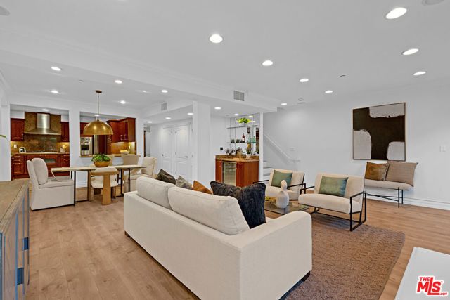 1838 Westholme Avenue 104, Los Angeles, CA 90025