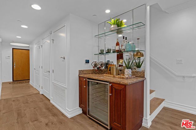 1838 Westholme Avenue 104, Los Angeles, CA 90025