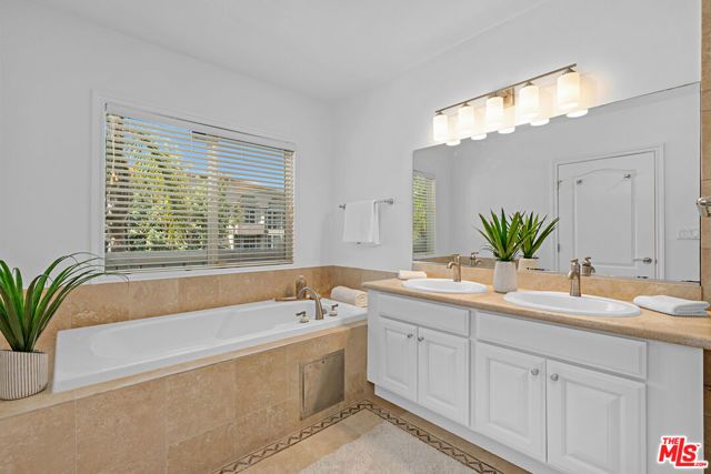 1838 Westholme Avenue 104, Los Angeles, CA 90025