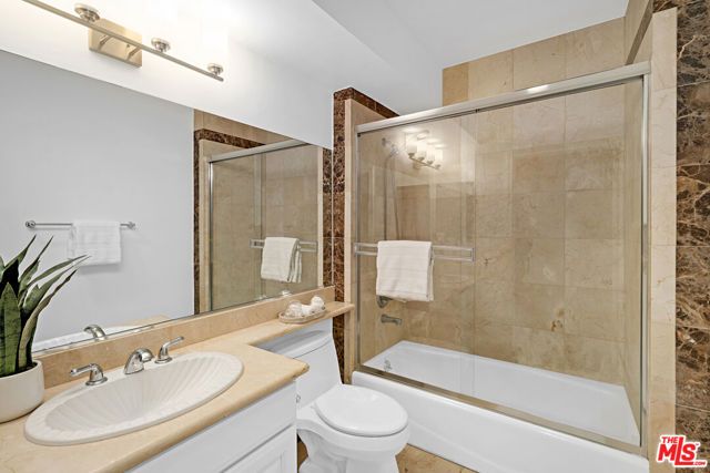 1838 Westholme Avenue 104, Los Angeles, CA 90025