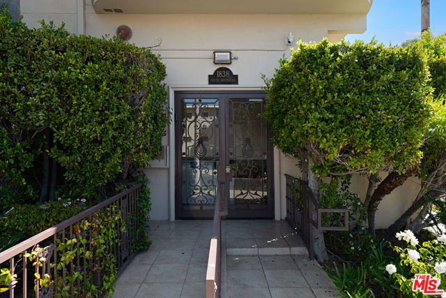 1838 Westholme Avenue 104, Los Angeles, CA 90025