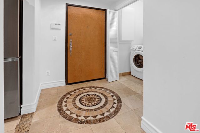 1838 Westholme Avenue 104, Los Angeles, CA 90025