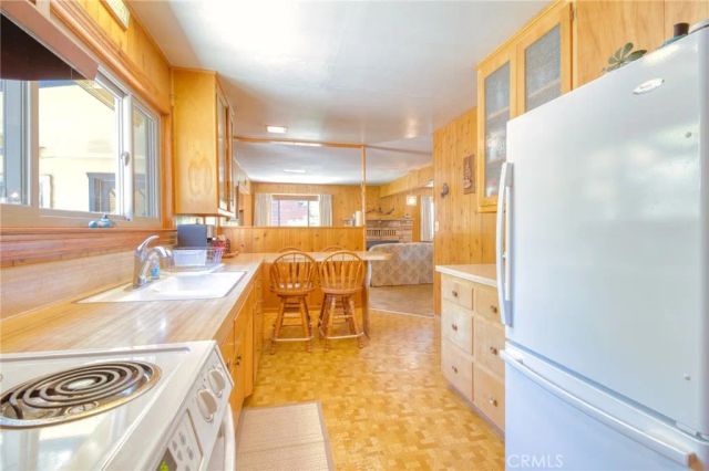 960 Snowbird Road, Wrightwood, CA 92397