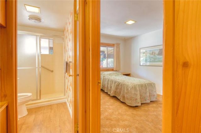 960 Snowbird Road, Wrightwood, CA 92397