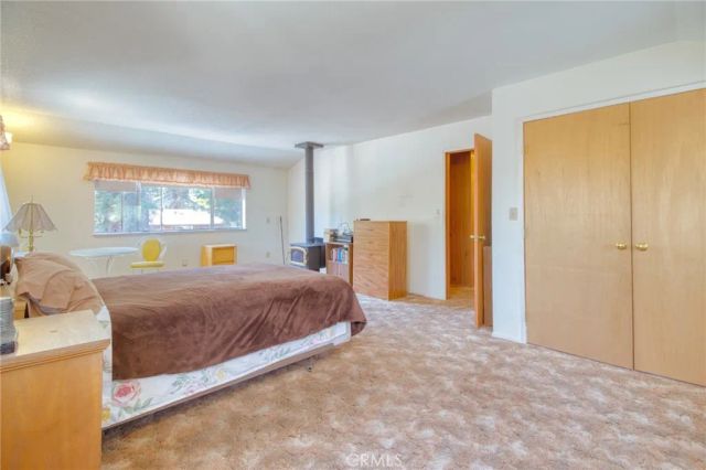 960 Snowbird Road, Wrightwood, CA 92397