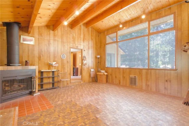 960 Snowbird Road, Wrightwood, CA 92397