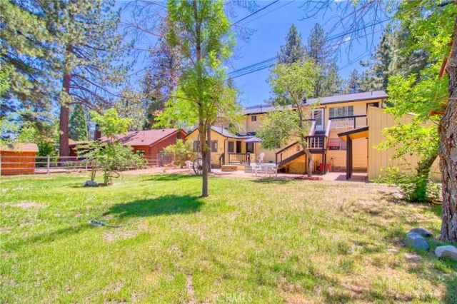 960 Snowbird Road, Wrightwood, CA 92397