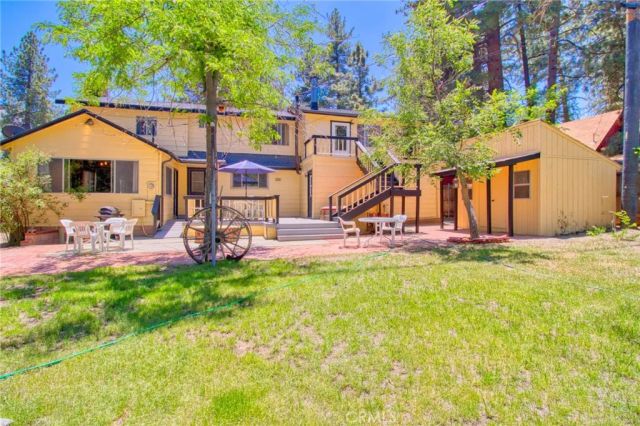 960 Snowbird Road, Wrightwood, CA 92397