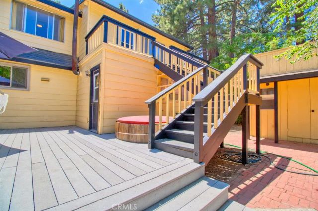 960 Snowbird Road, Wrightwood, CA 92397
