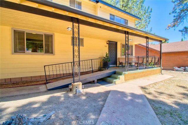 960 Snowbird Road, Wrightwood, CA 92397