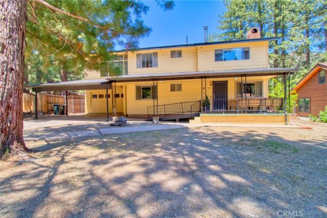 960 Snowbird Road, Wrightwood, CA 92397