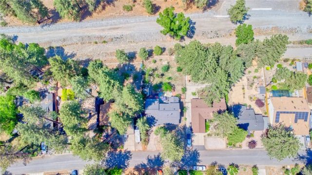 960 Snowbird Road, Wrightwood, CA 92397