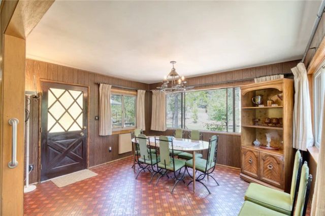 960 Snowbird Road, Wrightwood, CA 92397