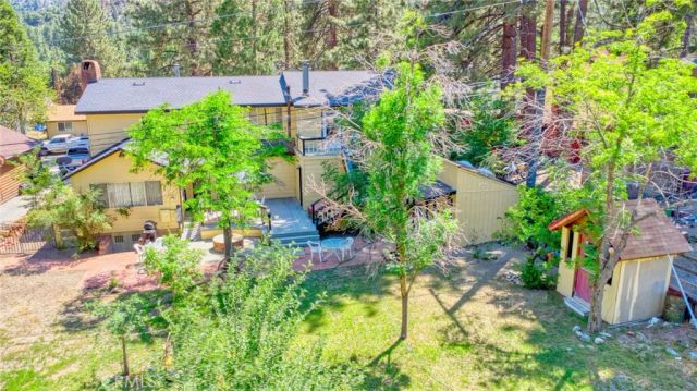 960 Snowbird Road, Wrightwood, CA 92397