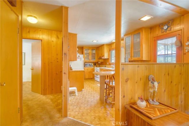 960 Snowbird Road, Wrightwood, CA 92397