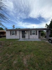 942 NW 11th Ct, Fort Lauderdale, FL 33311