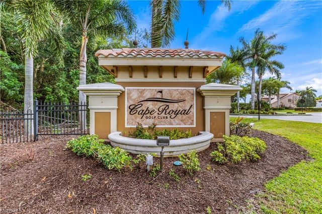 11908 King James CT, Cape Coral, FL 33991
