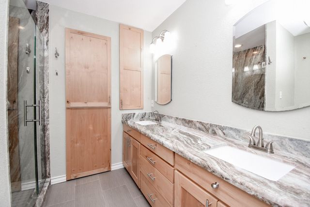 317 E Bayshore Drive, Palacios, TX 77465