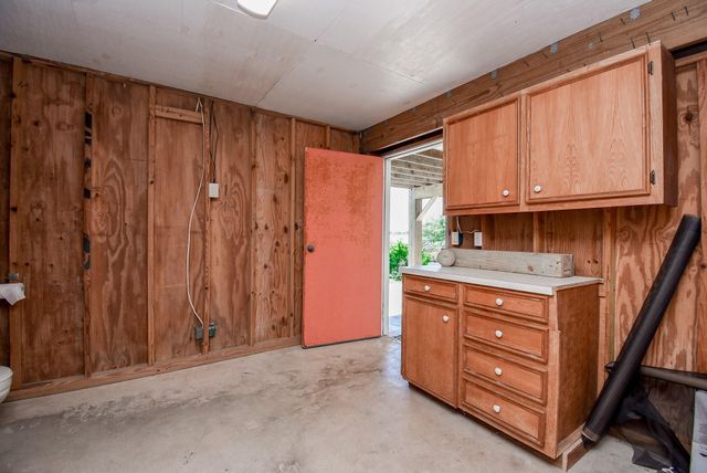 317 E Bayshore Drive, Palacios, TX 77465