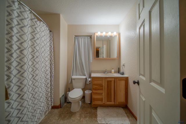 5147 COAL BANK DR, Rapid City, SD 57701